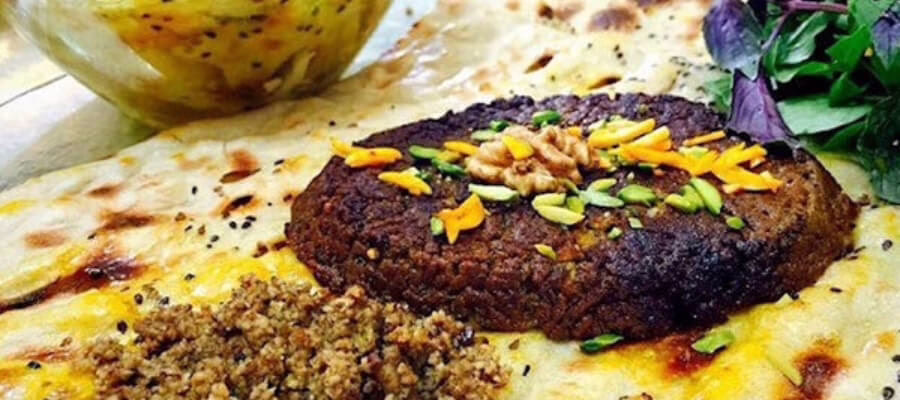 بریانی اصفهانی آماده سرو