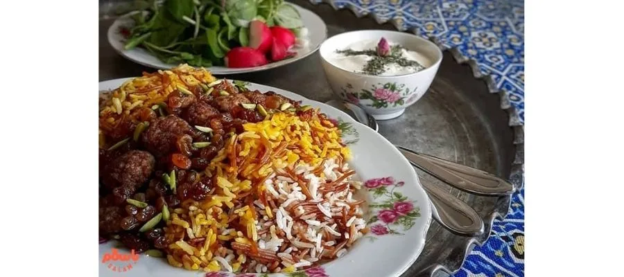 طرز تهیه رشته پلو با اجاق گاز آکورد