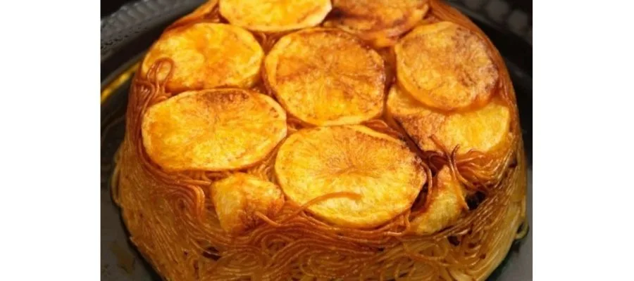 چیدن صحیح سیب زمینی کف قابلمه برای ته دیگ