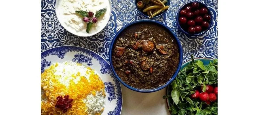 نکات سرخ کردن سبزی قورمه روی اجاق گاز